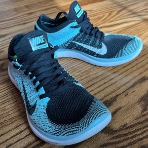 Nike free 4.0 flyknit size 7